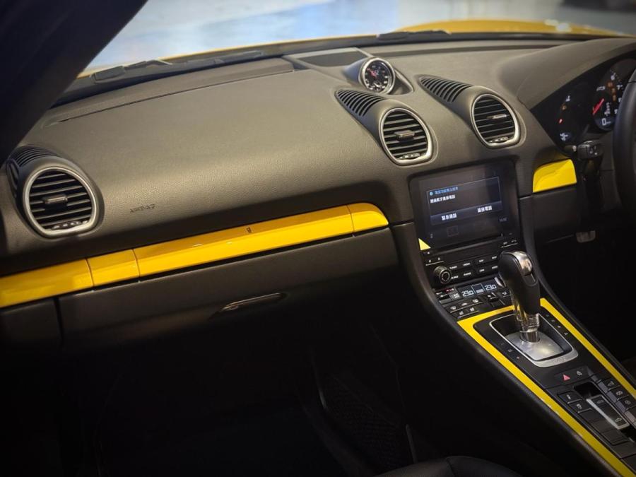718 BOXSTER GTS 4.0 - Image 10
